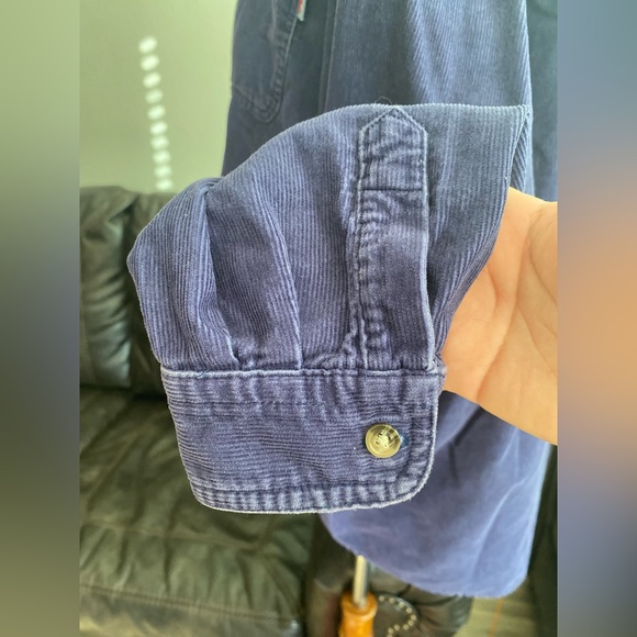 Vintage Unlimited Disney Mickie Button down - Picture 7 of 10